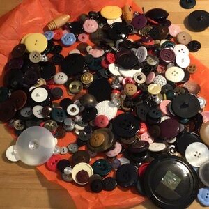 ♥️5/25$ Vintage Buttons